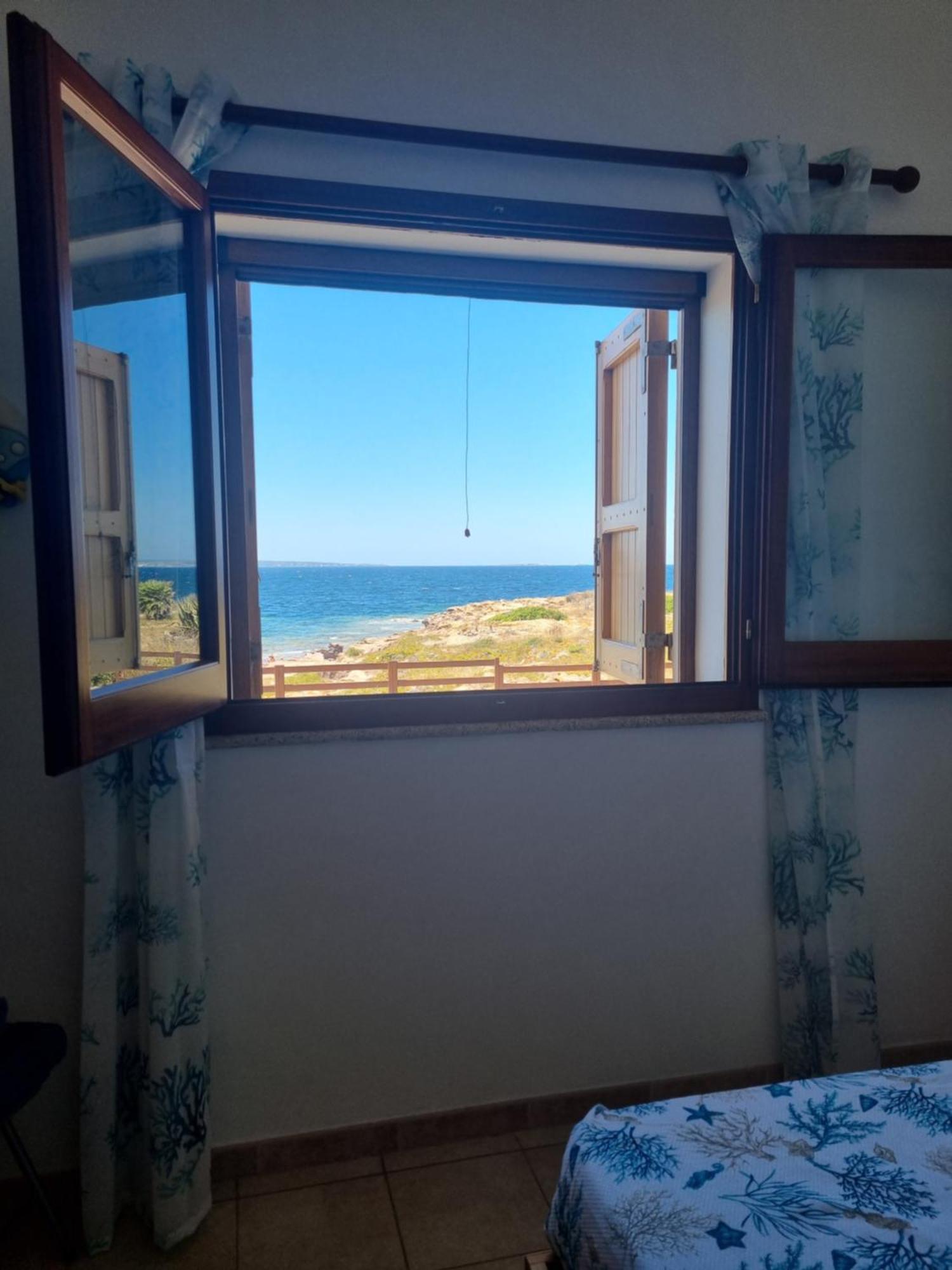 Appartamento Scoglio Elisabetta Calasetta Esterno foto